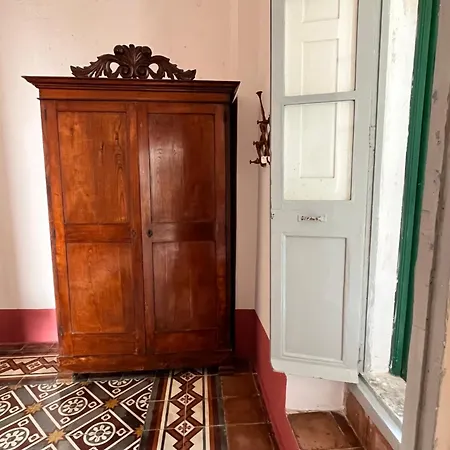 Palazzo Storico Nel Centro Di *